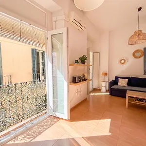 Apartamento Plz De La Merced Solera By Life In, Málaga